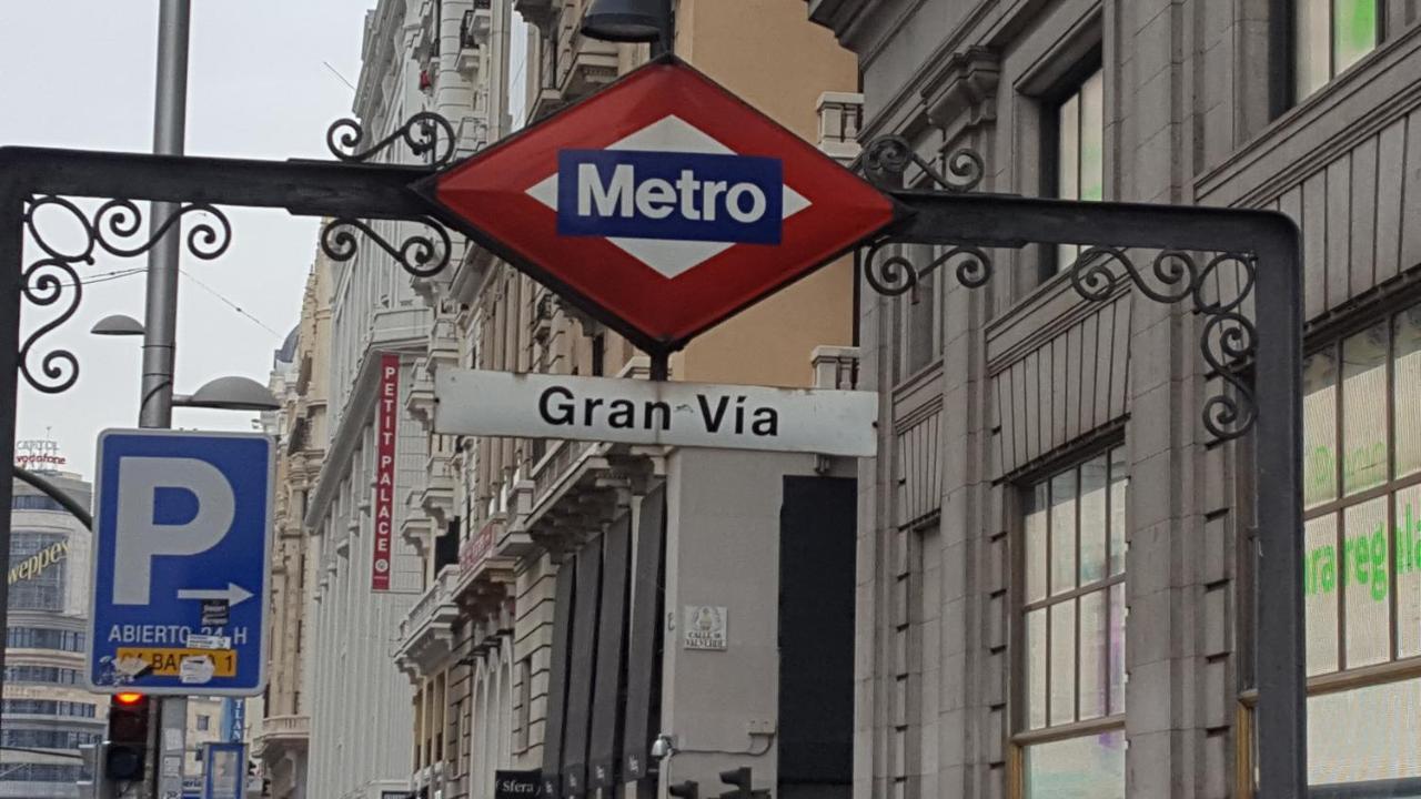 Hostal Miralva Madrid Luaran gambar